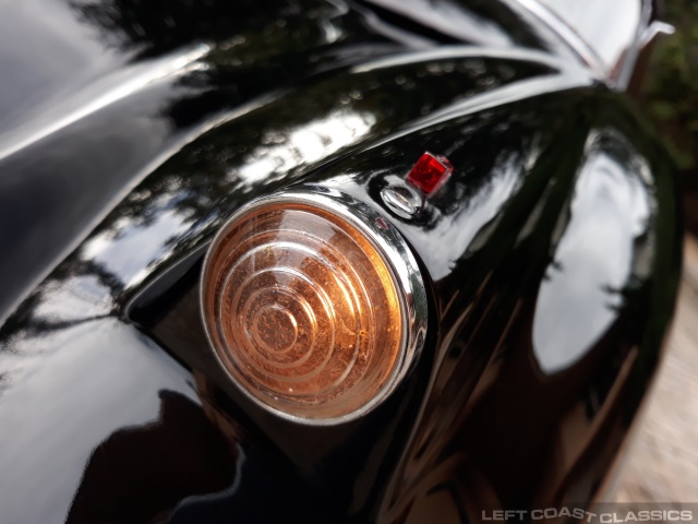 1961-jaguar-xk150-dhc-043.jpg