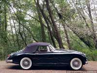 1961-jaguar-xk150-dhc-198