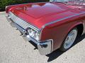 1961-lincoln-continental-convertible-381