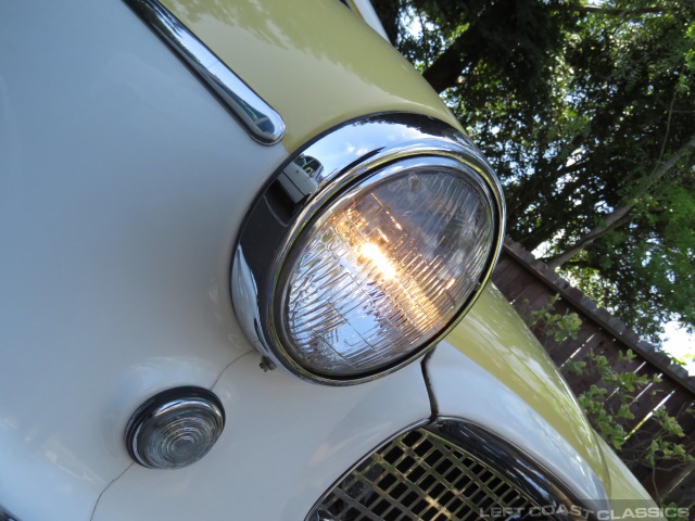 1961-nash-metropolitan-coupe-030.jpg