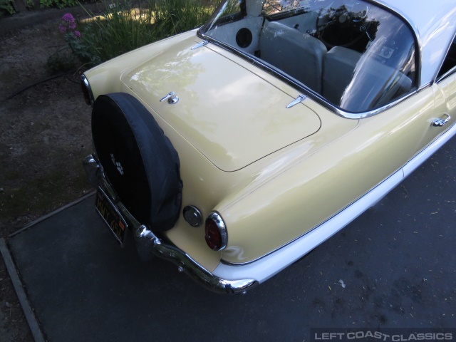 1961-nash-metropolitan-coupe-055.jpg