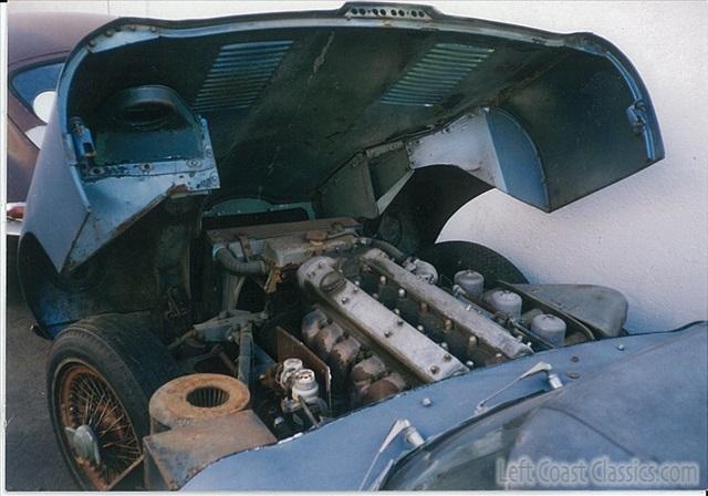 1962-jaguar-xke-restoration-003.jpg
