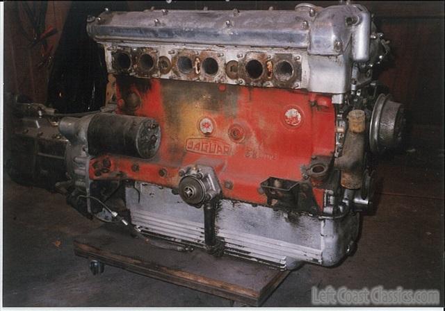 1962-jaguar-xke-restoration-024.jpg
