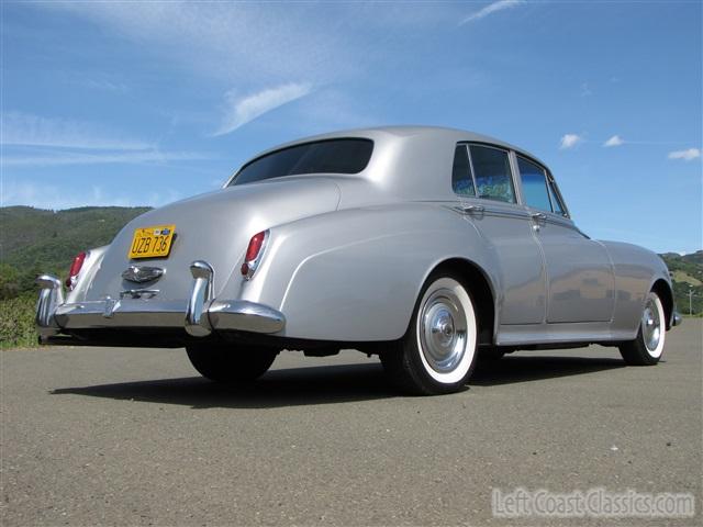 1962-rolls-royce-silver-cloud-027.jpg