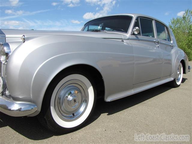 1962-rolls-royce-silver-cloud-041.jpg