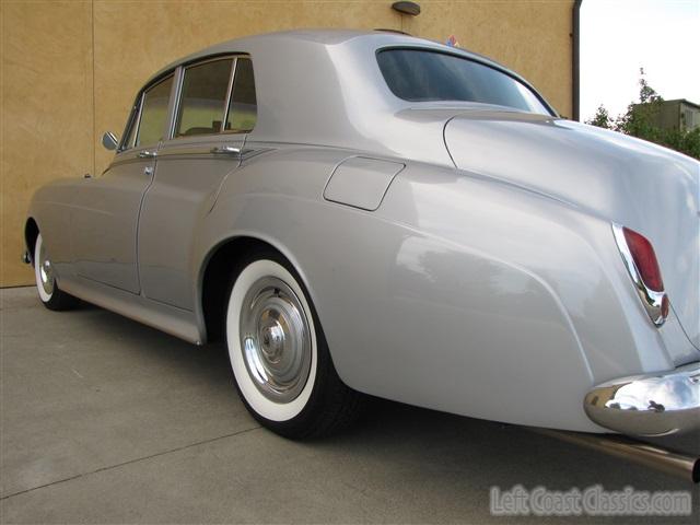 1962-rolls-royce-silver-cloud-044.jpg