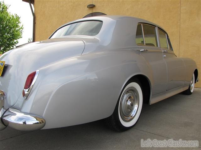 1962-rolls-royce-silver-cloud-045.jpg