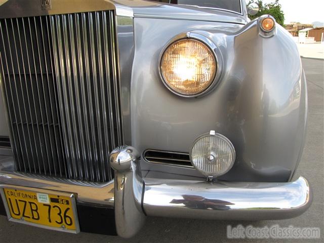 1962-rolls-royce-silver-cloud-069.jpg