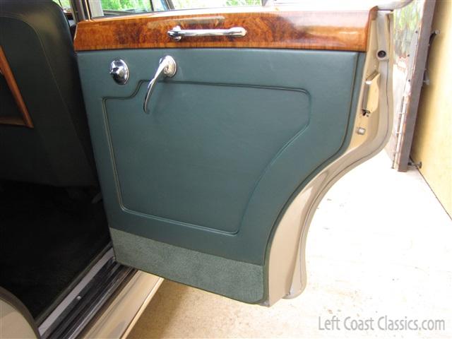 1962-rolls-royce-silver-cloud-123.jpg