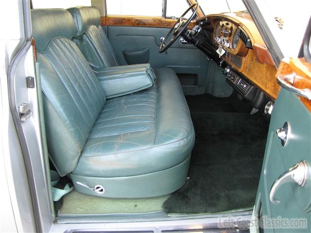 1962-rolls-royce-silver-cloud-131.jpg