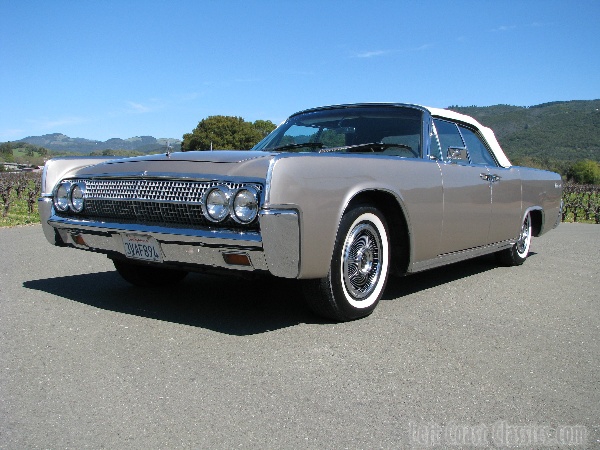 1963-lincoln-continental-convertible-0036.jpg