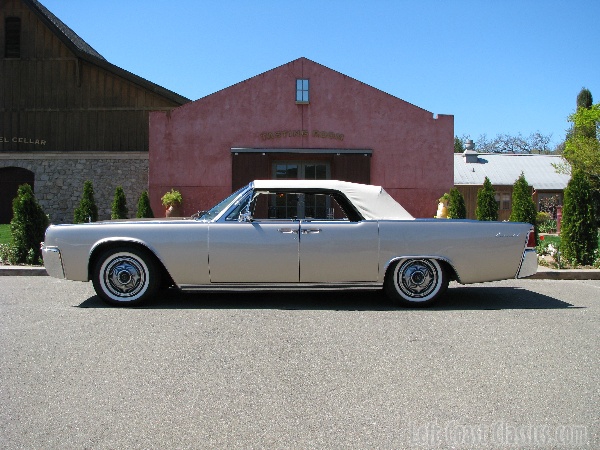 1963-lincoln-continental-convertible-0073.jpg