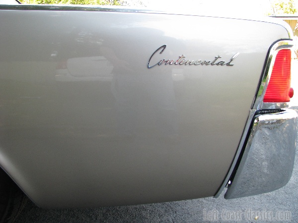 1963-lincoln-continental-convertible-0137.jpg