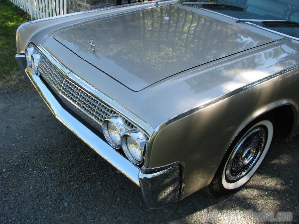 1963-lincoln-continental-convertible-9964.jpg