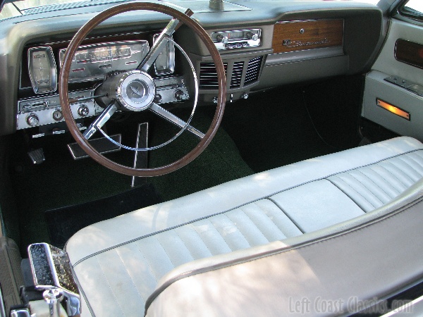 1963-lincoln-continental-convertible-0091.jpg