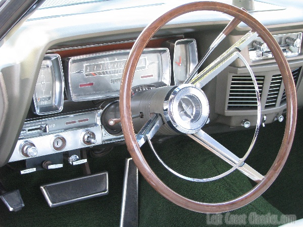 1963-lincoln-continental-convertible-0094.jpg