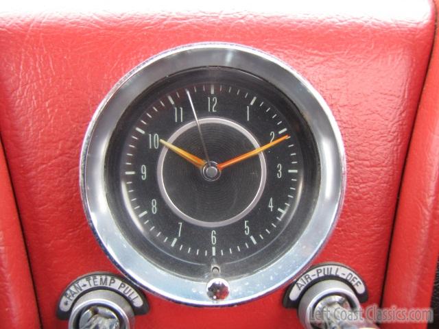1964-chevrolet-corvette-fuelie-192.jpg