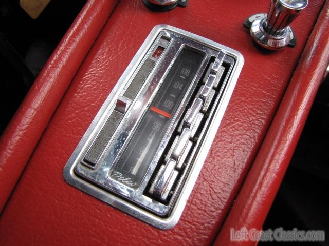 1964-chevrolet-corvette-fuelie-194.jpg