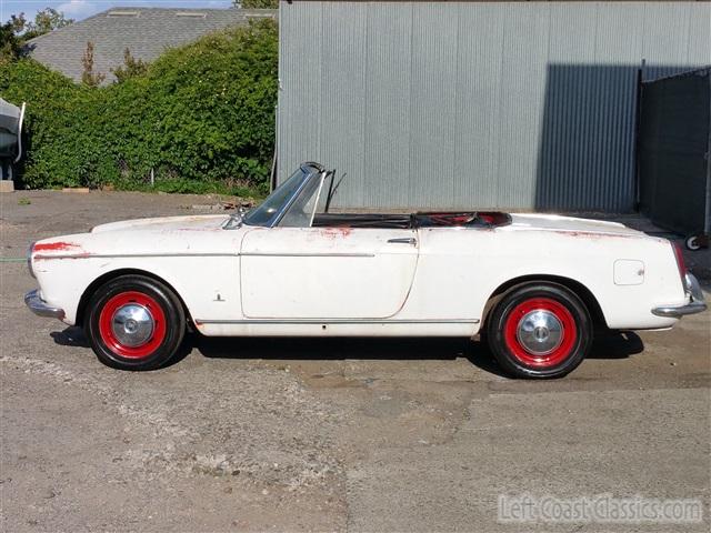 1964-fiat-1500-spider-003.jpg