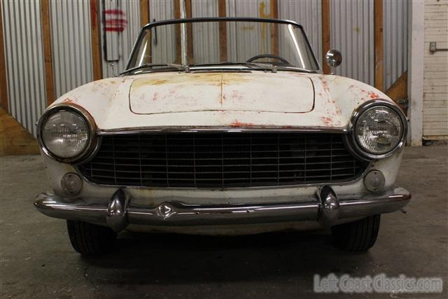 1964-fiat-1500-spider-011.jpg