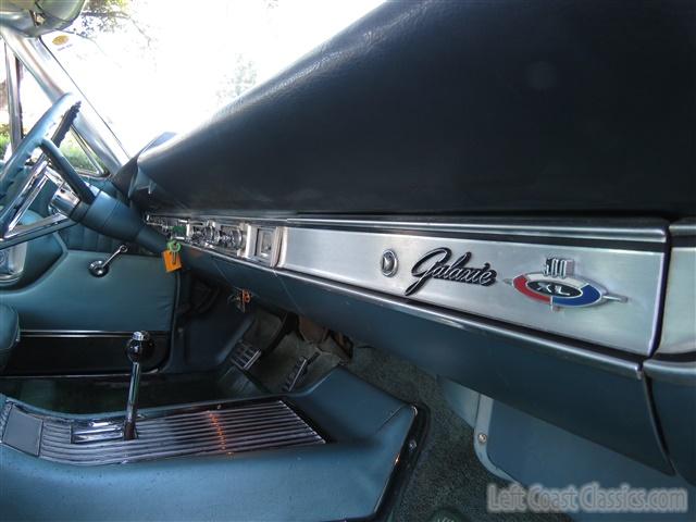 1964-ford-galaxie-500xl-fastback-142.jpg