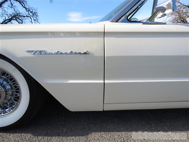 1964-ford-thunderbird-convertible-101.jpg