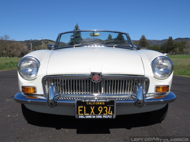 1964-mgb-roadster-002.jpg