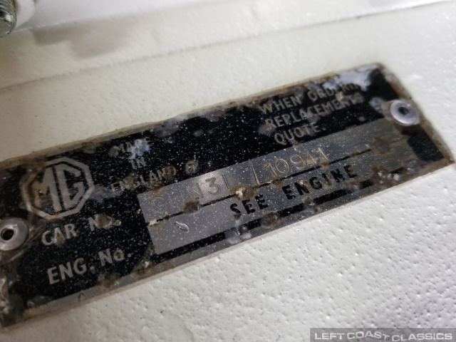 1964-mgb-roadster-154.jpg