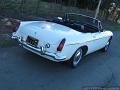 1964-mgb-roadster-027