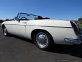 1964-mgb-roadster-067