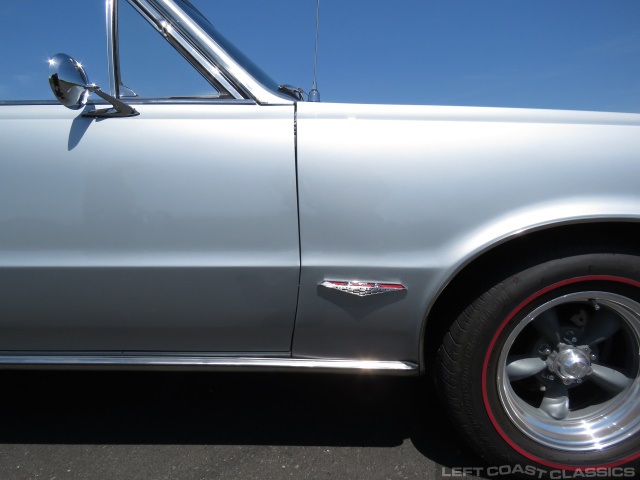 1964-pontiac-gto-convertible-094.jpg