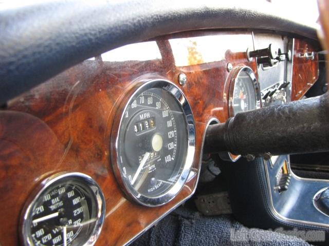 1965-austin-healey-3000-bj8-060.jpg