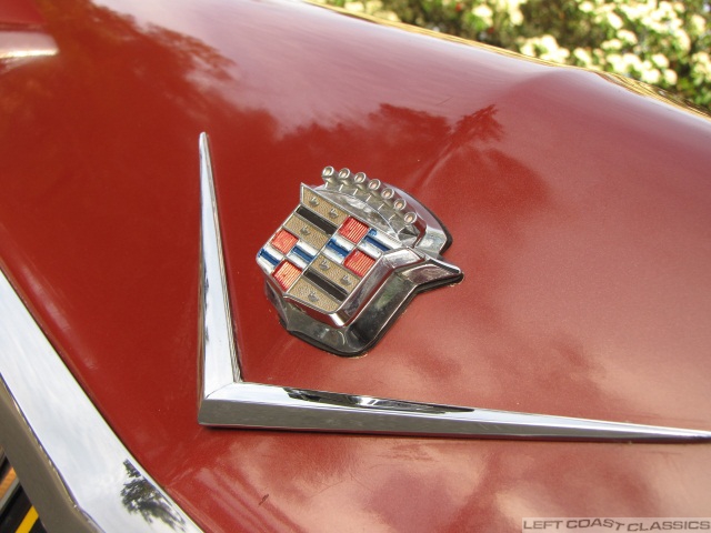 1965-cadillac-deville-convertible-110.jpg