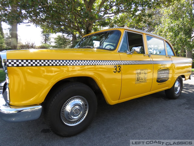 1965-checker-marathon-taxi-072.jpg