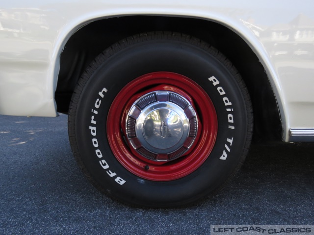 1965-chevelle-sedan-068.jpg
