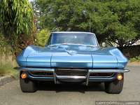 1965-chevy-corvette-c2-001