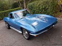 1965-chevy-corvette-c2-020