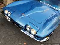 1965-chevy-corvette-c2-070
