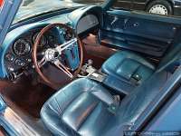 1965-chevy-corvette-c2-076