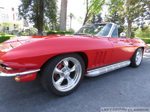 1965-chevrolet-corvette-075.jpg