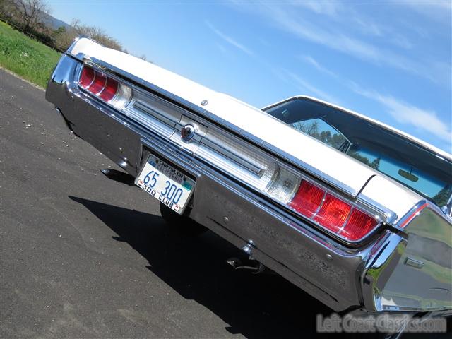 1965-chrysler-300l-coupe-049.jpg