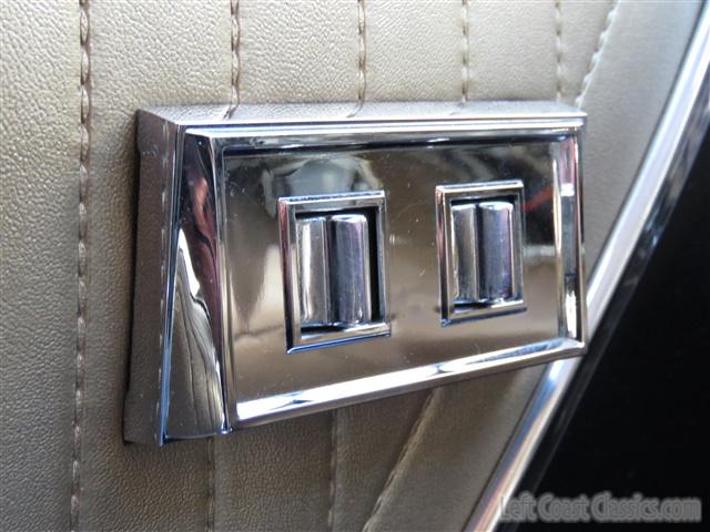 1965-chrysler-300l-coupe-130.jpg