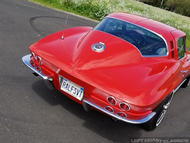1965-corvette-stingray-060.jpg