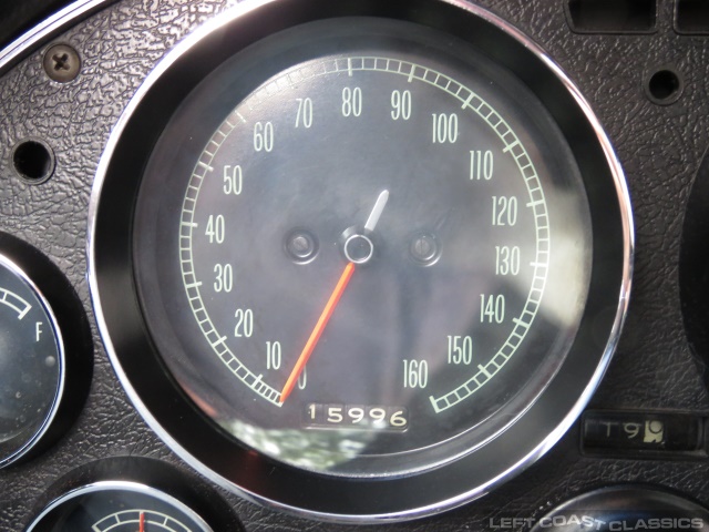 1965-corvette-stingray-078.jpg