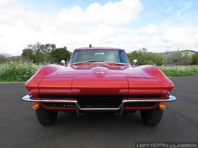 1965-corvette-stingray-168.jpg
