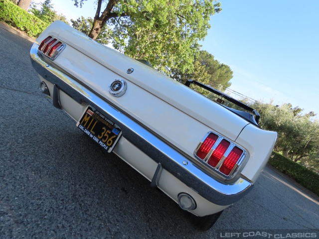 1965-ford-mustang-convertible-038.jpg