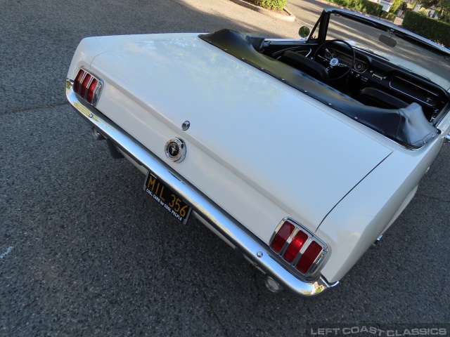 1965-ford-mustang-convertible-091.jpg