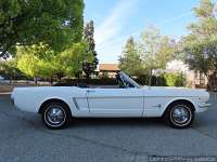 1965-ford-mustang-convertible-022