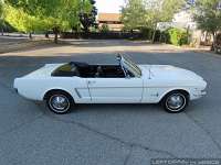 1965-ford-mustang-convertible-023