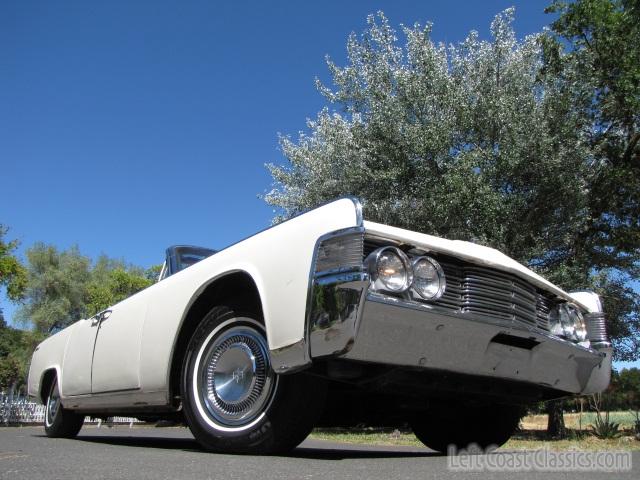 1965-lincoln-continental-convertible-021.jpg